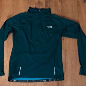 The North Face Lightweight 1/4 zip Pull-over